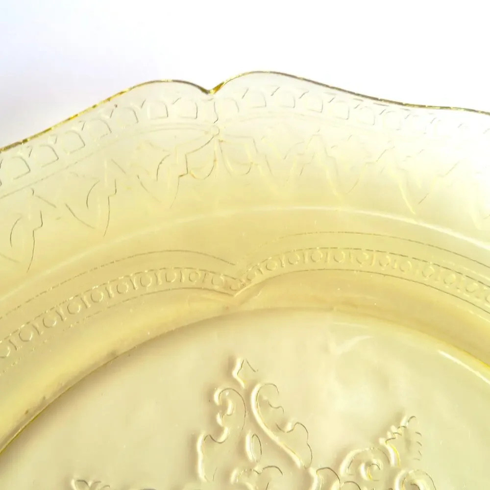 Vintage Federal Patrician Spoke Depression Glass Amber Yellow Dinner Plate 11